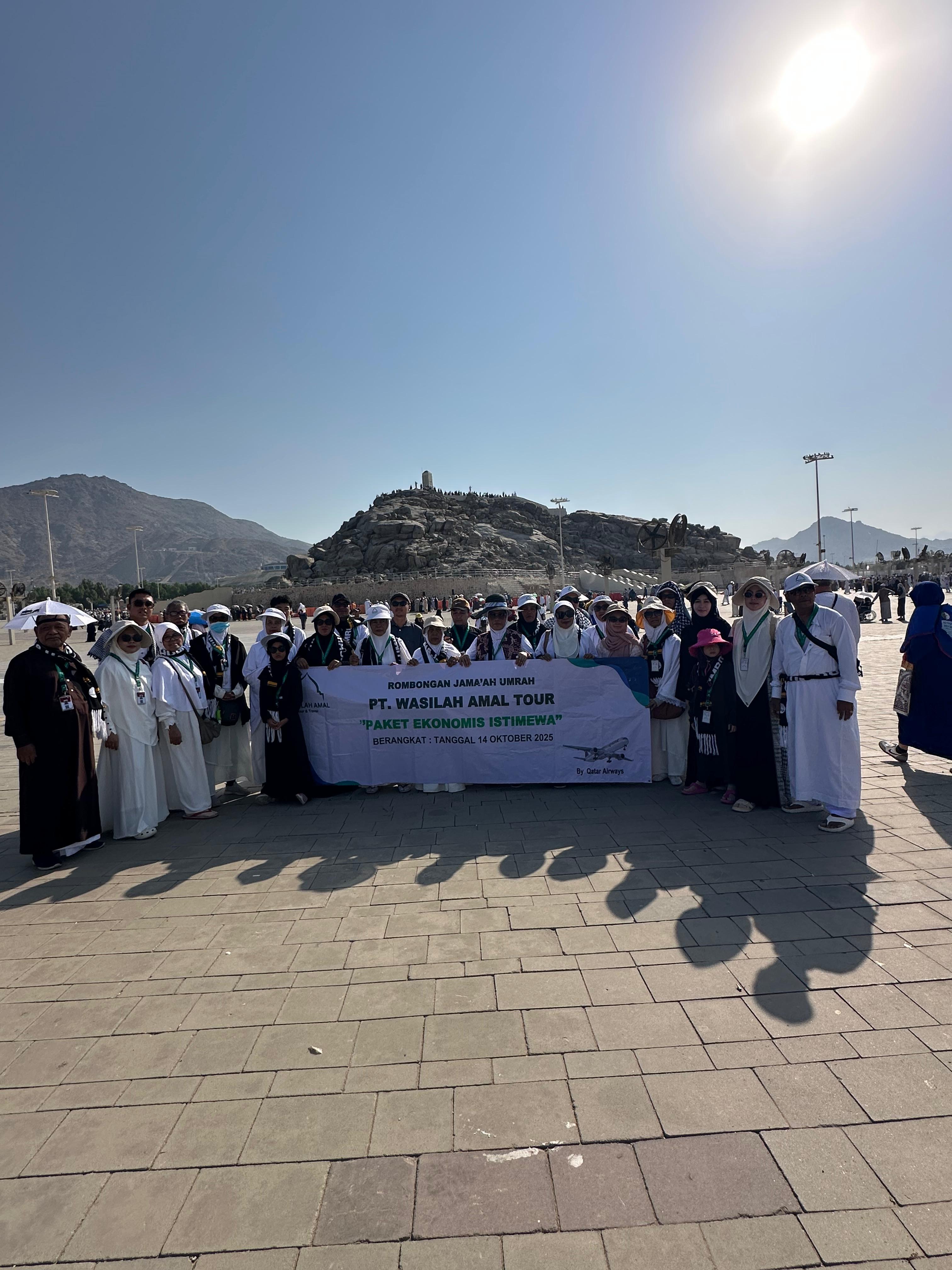Jamaah Wasilah Amal Tour ziarah di Jabal Rahmah